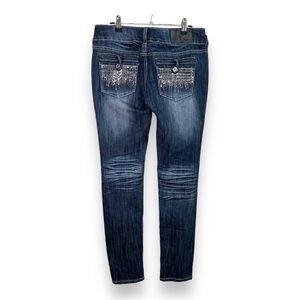 Almost Famous - Embellished/distressed Straight Jean - Size 7